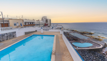 PHOTO1-2025-10-13-12-41-10 4.jpg